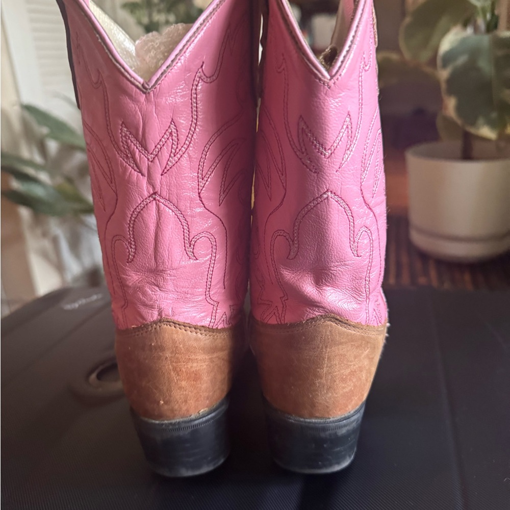 Old West Two-Tone Pink and Brown Heeled Boots - Picture 6 of 8